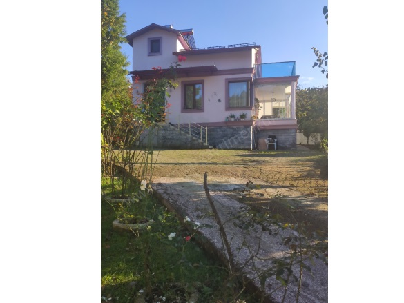 Balçıkbelen Mah. Tirebolu Satılık Villa |  2+1 Oda | 4500M2 9.750.000Tl  Krediye Uygun  Eşyalı  | Kat Kaloriferi | 2 Banyo | 2 Yatak Odası Resim-2
