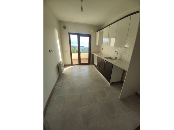 Doğancı Köyü Tirebolu Kiralık Daire |  3+1 Oda | 115M2 Aylık 16.000Tl | 2. Kat | Merkezi Isınma | 2 Banyo | 3 Yatak Odası Resim-3