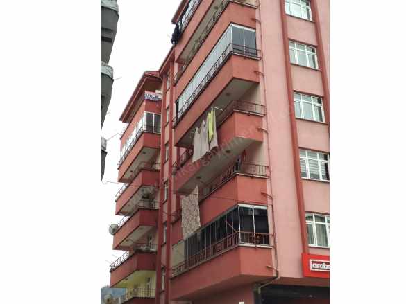 2+1 Asansörlü Geniş Ferah Satılık Daire Tirebolu Demirci Mah