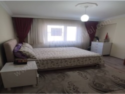 Tirebolu Demirci Mah. Satılık Daire 2+1 80 M2 | 1. Kat | 1 Banyo | 2 Yatak Odası