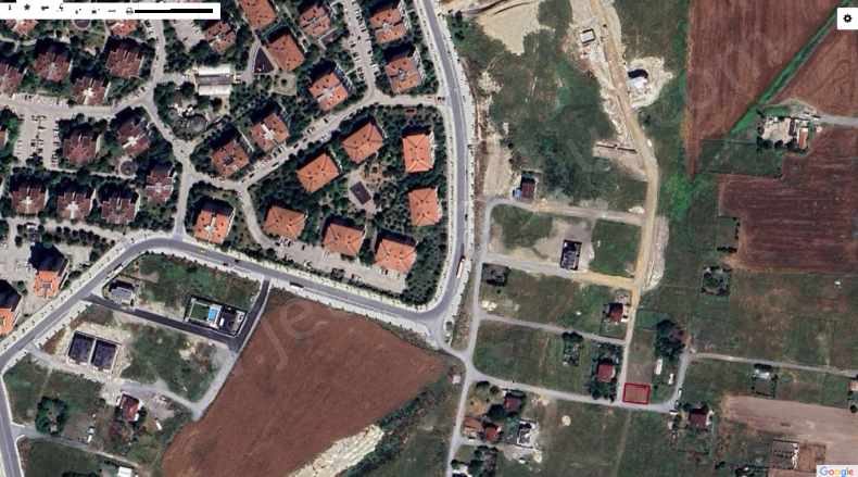 Hadımköy Toki Konutları Karşısı 301 M2 imarlı ifrazlı Köşe Satılık Arsa Arnavutköy Mah