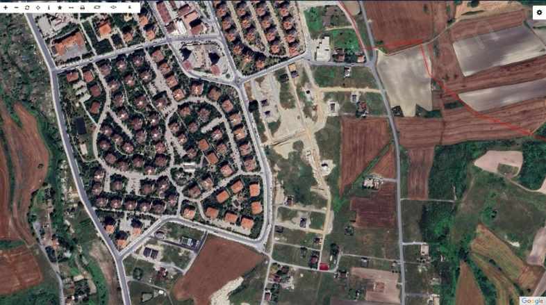 Hadımköy Toki Konutları Karşısı 301 M2 imarlı ifrazlı Köşe Satılık Arsa Arnavutköy Mah