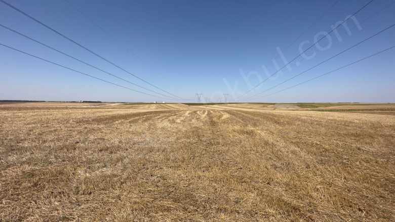 Lüleburgaz Küçükkarıştıranda Satılık Tarla 388 M² Hisseli Parsel Küçükkarıştıran Mah-Büyükkarıştı