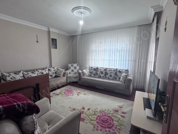 15 Temmuz Mah. Bağcılar Satılık Daire |  2+1 Oda | 110M2 2.100.000Tl | 5. Kat | Doğalgaz(Kombi) | 1 Banyo | 1 Yatak Odası Resim-2