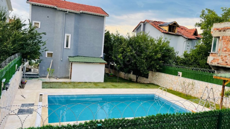 Çeşmeli Mah. Marmaraereğlisi Satılık Villa |  5+1 Oda | 200M2 9.995.000Tl  Krediye Uygun  | Villa | Soba | 2 Banyo | 1 Yatak Odası Resim-1