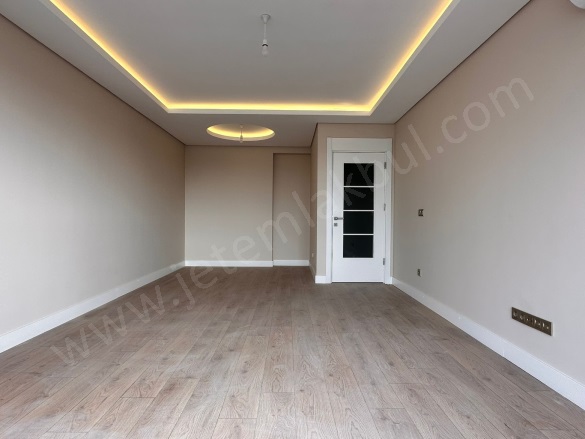 15 Temmuz Mah. Bağcılar Kiralık Daire |  3+1 Oda | 122M2 Aylık 50.000Tl  Krediye Uygun  | 3. Kat | Merkezi Isınma(Pay Ölçer) | 1 Banyo | 1 Yatak Odası Resim-2