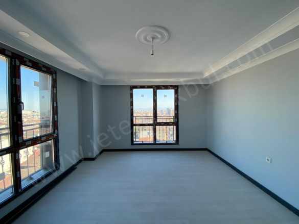 Bağcılar Çınar Mahallesi Site içinde Satılık Daire 2+1