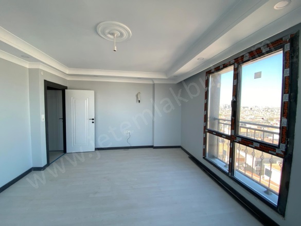 Çınar Mah. Bağcılar Satılık Daire |  2+1 Oda | 100M2 5.995.000Tl  Krediye Uygun  | 11. Kat | Yerden Isıtma | 1 Banyo | 1 Yatak Odası Resim-2