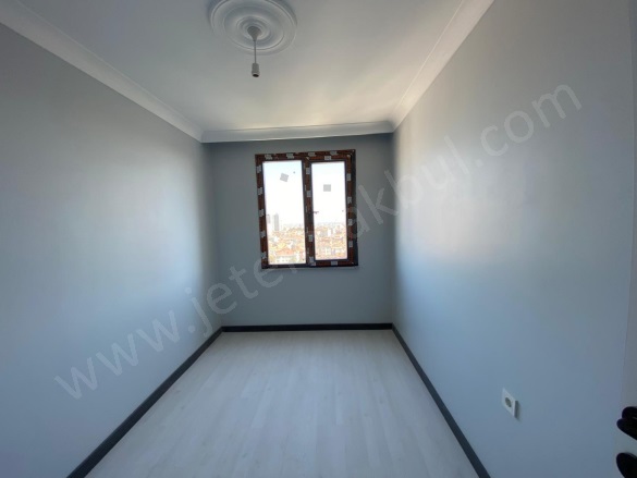 Çınar Mah. Bağcılar Satılık Daire |  2+1 Oda | 100M2 5.995.000Tl  Krediye Uygun  | 11. Kat | Yerden Isıtma | 1 Banyo | 1 Yatak Odası Resim-5
