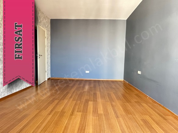 Bağlar Mah. Bağcılar Satılık Daire |  2+1 Oda | 121M2 7.795.000Tl  Krediye Uygun  | 12. Kat | Merkezi Isınma(Pay Ölçer) | 1 Banyo | 1 Yatak Odası Resim-5