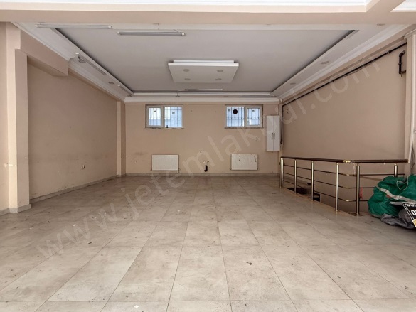 15 Temmuz Mah. Bağcılar Kiralık Dükkan & Mağaza |  1+1 Oda | 150M2 Aylık 32.500Tl  Krediye Uygun  | Giriş Katı | Doğalgaz(Kombi) | 1 Banyo Resim-2