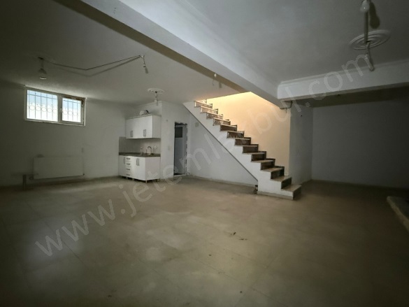 15 Temmuz Mah. Bağcılar Kiralık Dükkan & Mağaza |  1+1 Oda | 150M2 Aylık 32.500Tl  Krediye Uygun  | Giriş Katı | Doğalgaz(Kombi) | 1 Banyo Resim-5