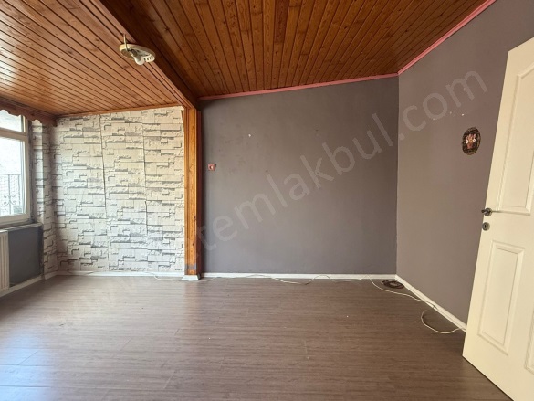 15 Temmuz Mah. Bağcılar Kiralık Daire |  1+1 Oda | 80M2 Aylık 15.000Tl | 4. Kat | Doğalgaz(Kombi) Resim-3