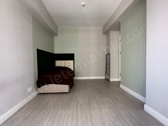 15 Temmuz Mah. Bağcılar Satılık Daire |  2+1 Oda | 100M2 6.500.000Tl  Krediye Uygun  | 9. Kat | Merkezi Isınma(Pay Ölçer) | 1 Banyo | 1 Yatak Odası Resim-4