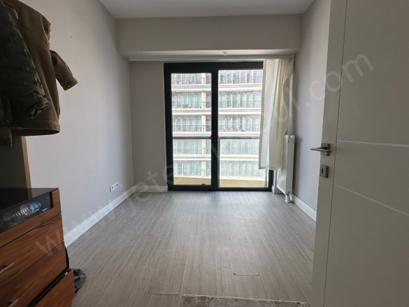 15 Temmuz Mah. Bağcılar Satılık Daire |  2+1 Oda | 100M2 6.500.000Tl  Krediye Uygun  | 9. Kat | Merkezi Isınma(Pay Ölçer) | 1 Banyo | 1 Yatak Odası Resim-5