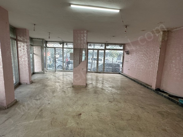 Demirkapı Mah. Bağcılar Kiralık Dükkan & Mağaza |  1 Oda | 160M2 Aylık 37.500Tl | Giriş Katı Resim-3