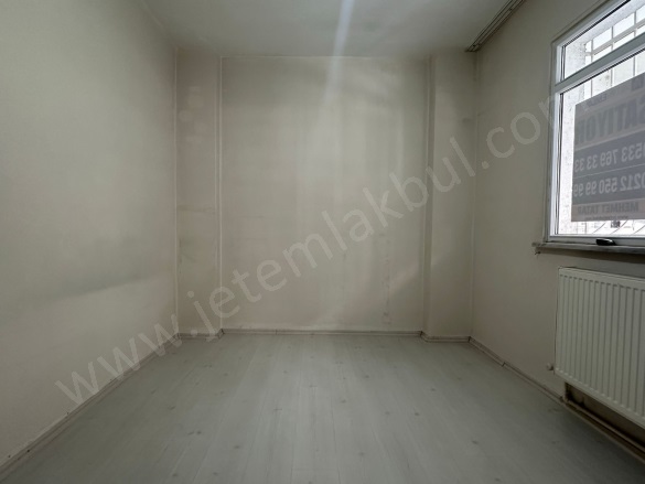 Güneşli Mah. Bağcılar Satılık Daire |  2+1 Oda | 90M2 2.975.000Tl | Yüksek Giriş | Doğalgaz(Kombi) | 1 Banyo | 1 Yatak Odası Resim-5