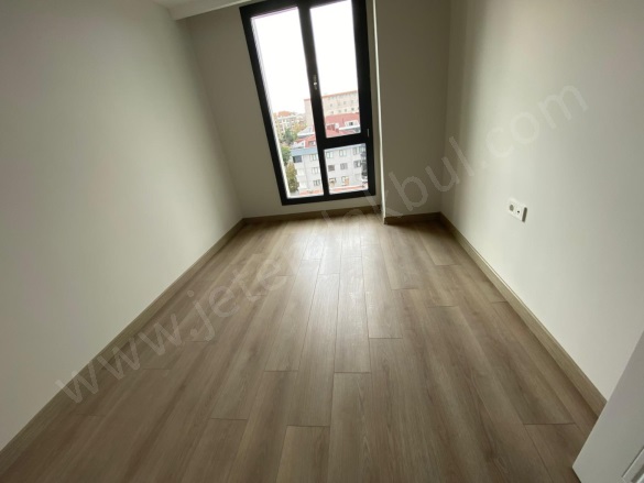 Kocasinan Merkez Mah. Bahçelievler Satılık Daire |  3+1 Oda | 120M2 12.000.000Tl | 4. Kat | Doğalgaz(Kombi) | 2 Banyo | 1 Yatak Odası Resim-5