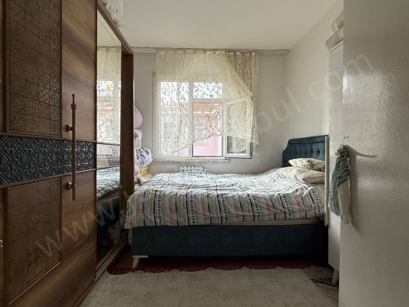 Bağlar Mah. Bağcılar Satılık Daire |  3+1 Oda | 110M2 4.250.000Tl  Krediye Uygun  | 3. Kat | Doğalgaz(Kombi) | 1 Banyo | 1 Yatak Odası Resim-3