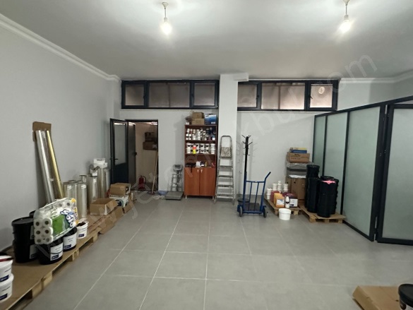 Güneşli Mah. Bağcılar Satılık Dükkan & Mağaza |  1 Oda | 140M2 7.500.000Tl  Krediye Uygun  | Giriş Katı | Doğalgaz(Kombi) Resim-3