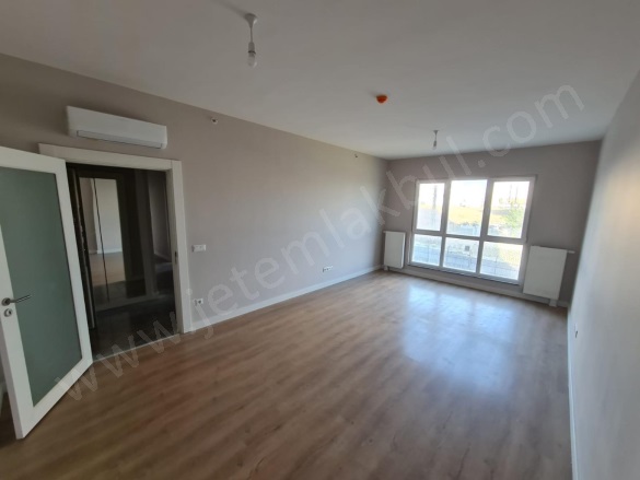 Tahtakale Mah. Avcılar Satılık Daire |  2+1 Oda | 128M2 7.950.000Tl  Krediye Uygun  | 3. Kat | Merkezi Isınma(Pay Ölçer) | 1 Banyo | 1 Yatak Odası Resim-2