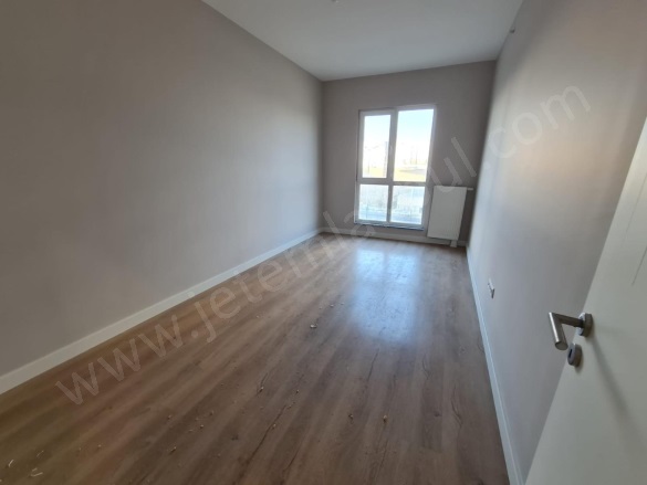 Tahtakale Mah. Avcılar Satılık Daire |  2+1 Oda | 128M2 7.950.000Tl  Krediye Uygun  | 3. Kat | Merkezi Isınma(Pay Ölçer) | 1 Banyo | 1 Yatak Odası Resim-4