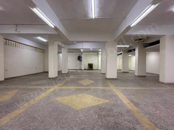 Güneşli Hürriyet Mahallesi Kiralık Depo 200 M2 Dükkan Bağcılar