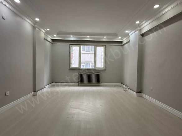 Güneşli Bağlar Mahallesi Site içinde Kiralık Daire 3+1 Full Tadilatlı Bağcılar