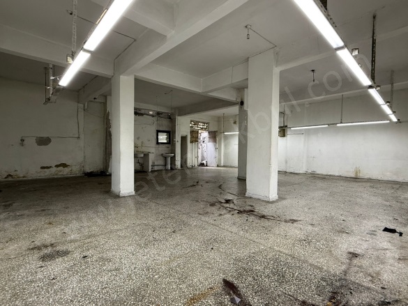 15 Temmuz Mah. Bağcılar Kiralık Atölye |  1 Oda | 105M2 Aylık 20.000Tl | Yarı Bordum Resim-3