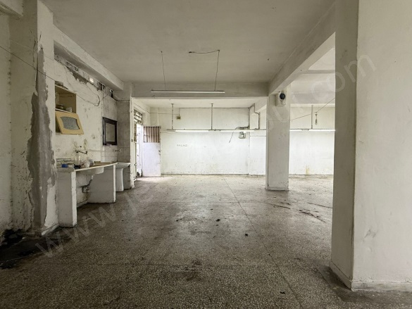 15 Temmuz Mah. Bağcılar Kiralık Atölye |  1 Oda | 105M2 Aylık 20.000Tl | Yarı Bordum Resim-4