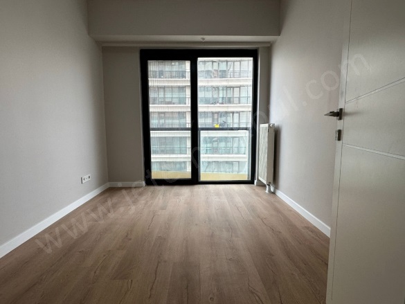 15 Temmuz Mah. Bağcılar Kiralık Daire |  2+1 Oda | 100M2 Aylık 39.000Tl  Krediye Uygun  | 9. Kat | Merkezi Isınma(Pay Ölçer) | 1 Banyo | 1 Yatak Odası Resim-5