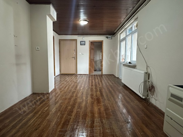 Güneşli Mah. Bağcılar Kiralık Daire |  1+1 Oda | 95M2 Aylık 19.000Tl | 3. Kat | Doğalgaz(Kombi) | 1 Banyo | 1 Yatak Odası Resim-4