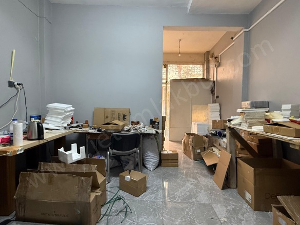 Hürriyet Mah. Bağcılar Satılık Dükkan |  1 Oda | 80M2 3.995.000Tl | Giriş Katı | 1 Banyo Resim-3