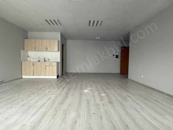 Güneşli Meydanında Kiralık iş Hanı Katı & Ofisi 55M² Prestijli Ofis 1 Bağcılar Hürriyet Mah