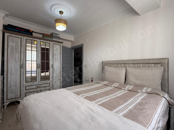 İnönü Mah. Küçükçekmece Satılık Daire |  4+2 Oda | 160M2 6.500.000Tl  Krediye Uygun  | 2. Kat | Doğalgaz(Kombi) | 2 Banyo | 2 Yatak Odası Resim-5