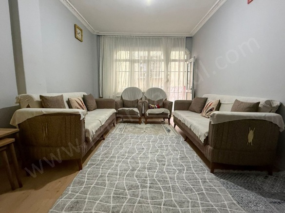 Göztepe Mah. Bağcılar Satılık Daire |  2+1 Oda | 100M2 2.900.000Tl | Yüksek Giriş | Doğalgaz(Kombi) | 1 Banyo | 1 Yatak Odası Resim-1