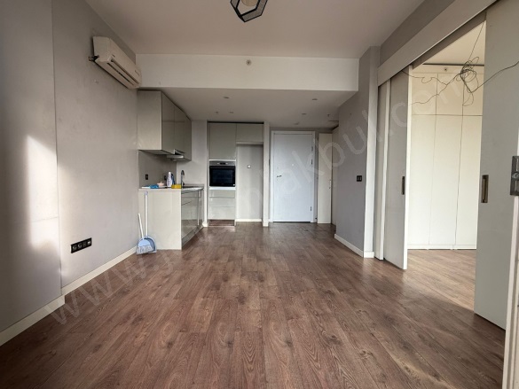 15 Temmuz Mah. Bağcılar Satılık Daire |  1+1 Oda | 55M2 4.995.000Tl  Krediye Uygun  | 6. Kat | Merkezi Isınma(Pay Ölçer) | 1 Banyo | 1 Yatak Odası Resim-2