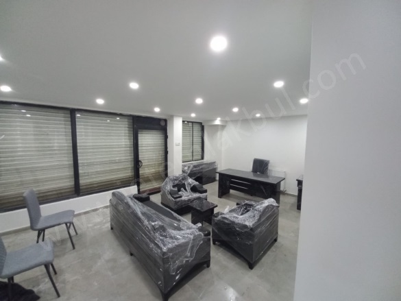 Ayvansaray Mah. Fatih Kiralık İş Hanı Katı & Ofisi |  1+1 Oda | 45M2 Aylık 18.000Tl | Giriş Katı | Doğalgaz(Kombi) Resim-3
