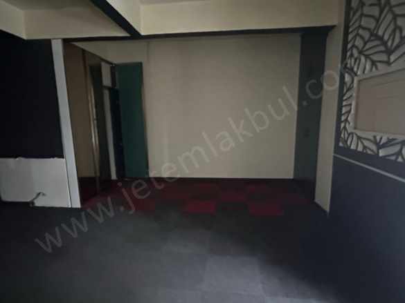 Gülbahar Caddesi Yakını Kiralık Dükkan 85 M² Ofis 1+1 Bağcılar 15 Temmuz Mah