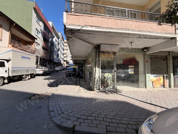 Hürriyet Mah. Bağcılar Satılık Dükkan & Mağaza |  1 Oda | 80M2 2.975.000Tl | Giriş Katı Resim-4