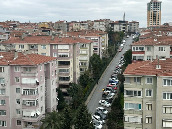 Bağlar Mah. Bağcılar Satılık Daire |  3+1 Oda | 110M2 4.950.000Tl | 3. Kat | Doğalgaz(Kombi) | 1 Banyo | 1 Yatak Odası Resim-3