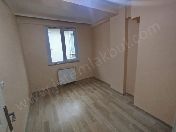 Kanarya Mah. Küçükçekmece Kiralık Daire |  4+2 Oda | 180M2 Aylık 41.000Tl  Krediye Uygun  | 3. Kat | Doğalgaz(Kombi) | 1 Banyo | 2 Yatak Odası Resim-5