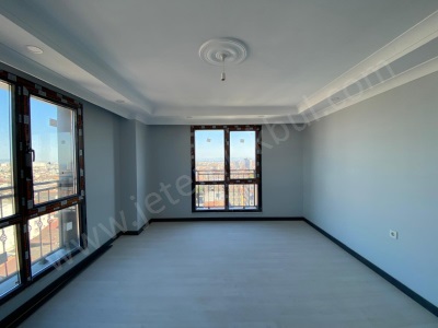 Bağcılar Çınar Mahallesi Site İçinde Satılık Daire 2+1 Mah