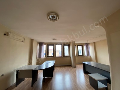 Bağcılar Yavuzselim Mahallesi Meydan Satlık Ofis Katı 2 5+1 Satılık  Büro Yavuz Selim Mah