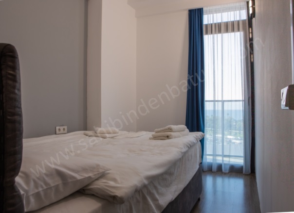 Merkez Batum Kiralık Daire |  1+1 Oda | 50M2 Aylık 650$ Eşyalı  | 6. Kat | Klima | 1 Banyo Resim-3