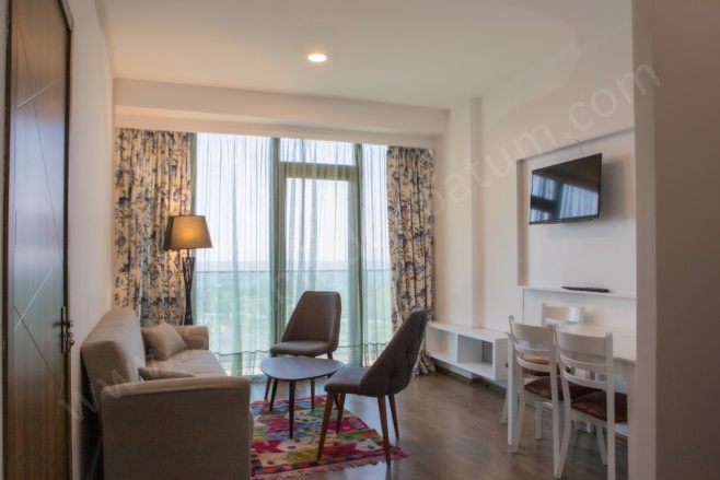 Merkez Batum Kiralık Daire |  1+1 Oda | 50M2 Aylık 650$ Eşyalı  | 6. Kat | Klima | 1 Banyo Resim-5