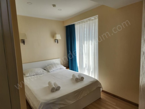 Merkez Batum Kiralık Daire |  2+1 Oda | 65M2 Aylık 1.000$ Eşyalı  | 18. Kat | Klima | 1 Banyo Resim-2