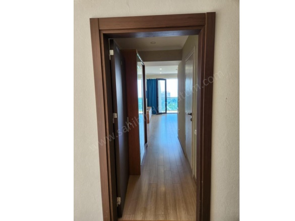 Merkez Batum Kiralık Daire |  2+1 Oda | 65M2 Aylık 1.000$ Eşyalı  | 18. Kat | Klima | 1 Banyo Resim-4