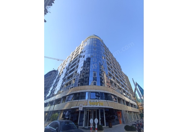 Merkez Batum Satılık Daire |  Stüdyo Oda | 55M2 72.000$ Eşyalı  | 2. Kat | Klima Resim-1