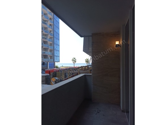 Merkez Batum Satılık Daire |  Stüdyo Oda | 55M2 72.000$ Eşyalı  | 2. Kat | Klima Resim-4